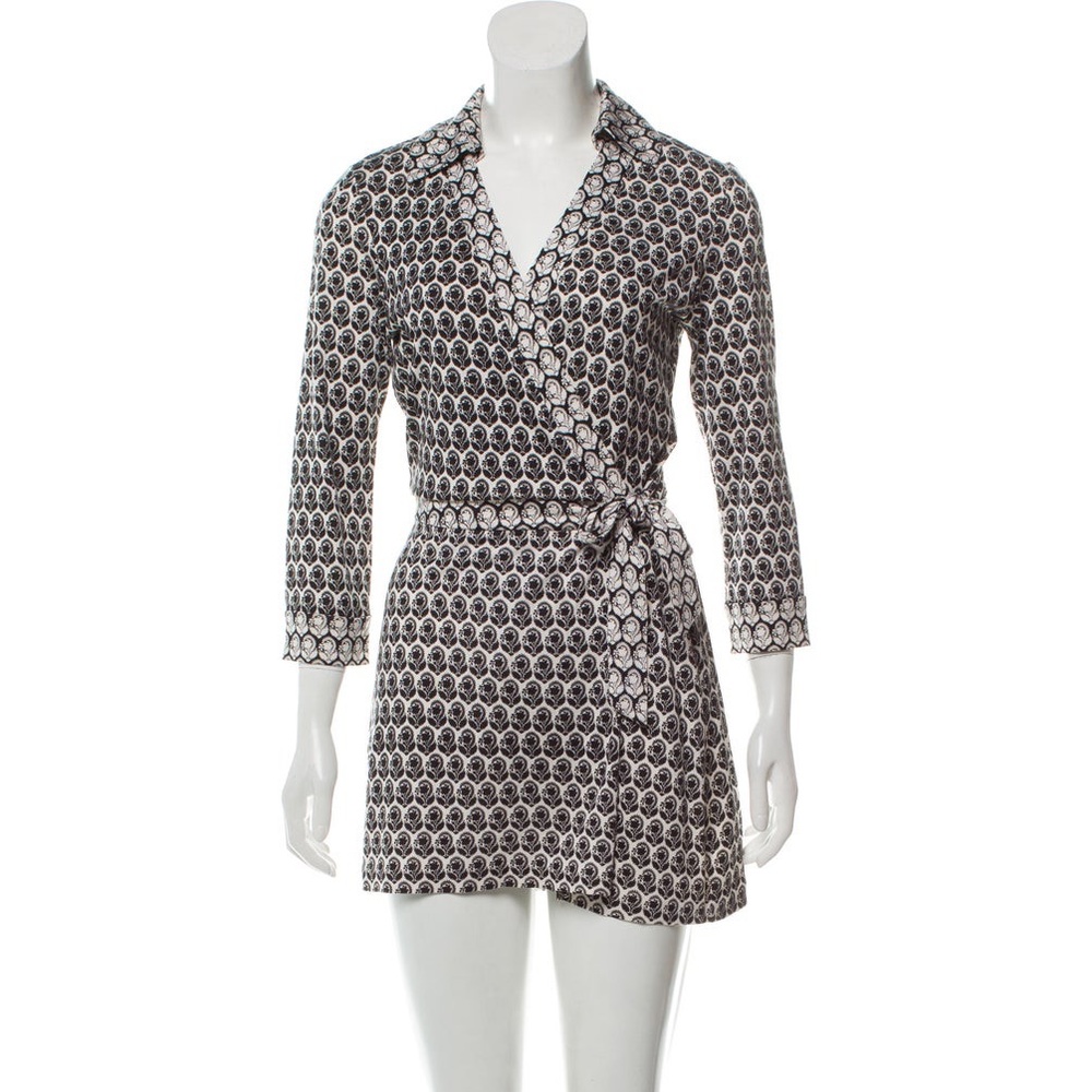 Branded romper new size 4